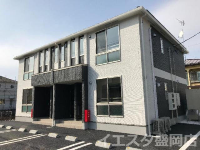 エクレール館向