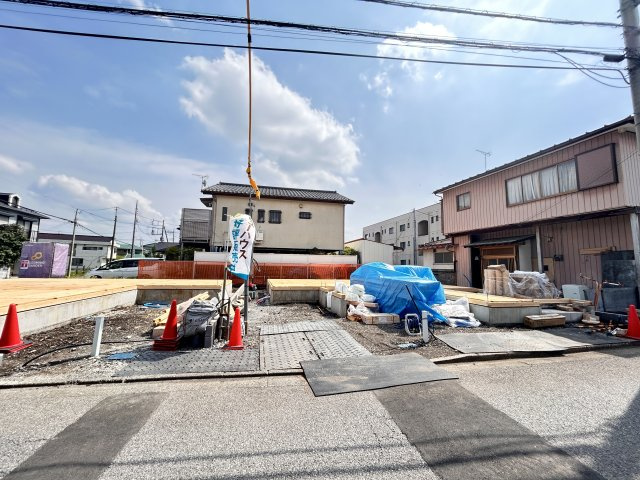 【ブルーミングガーデン】宇都宮市清住3丁目 第2 全2棟の前面道路含む現地写真|〇1号棟〇
3（4）LDK+WIC+カースペース2台
水回り集中動線で無駄な動きをカット♪
※2026年4月撮影