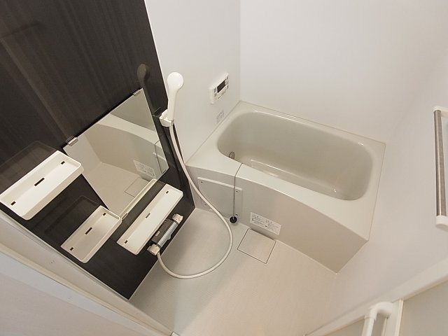 Reefの浴室|追い焚き機能付きのバスルーム