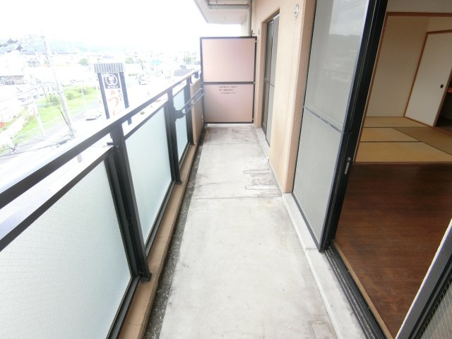 Ｋテラスのバルコニー|同物件別部屋イメージ写真