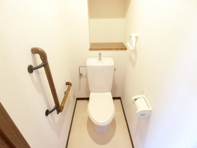 Ｋテラスのトイレ|同物件別部屋イメージ写真
