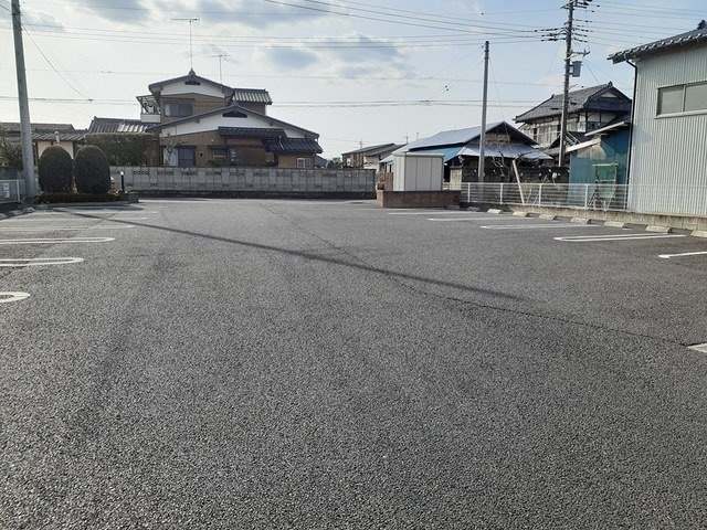 【駐車場】 | シャン・ド・フルール　Ⅰ