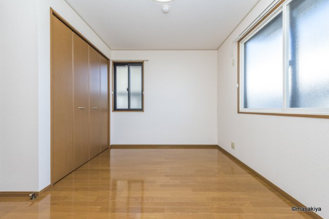グランコスモ竹内の洋室