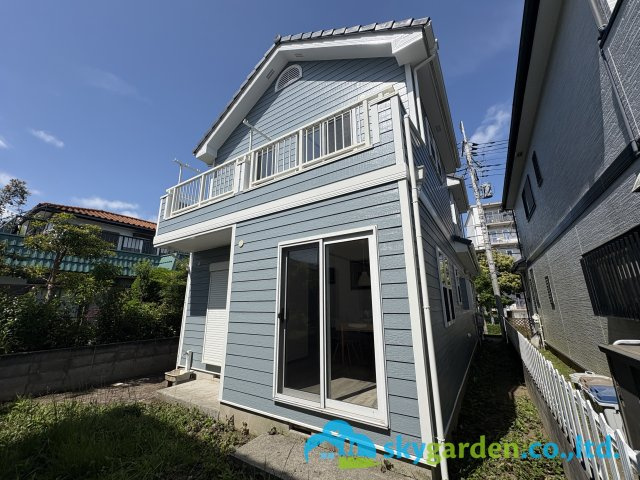藤沢市遠藤　中古戸建　全１棟の外観|ゆったりとした南庭があります