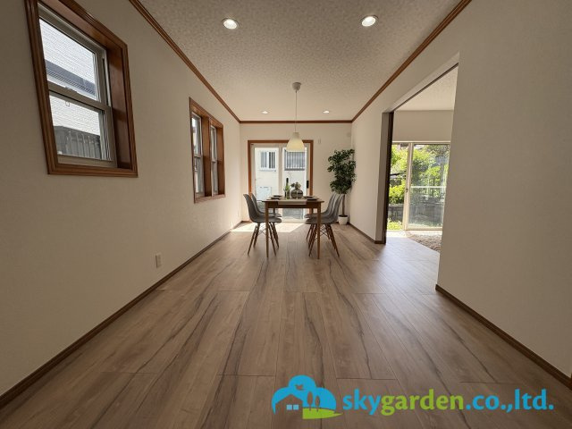 藤沢市遠藤　中古戸建　全１棟の居間・リビング