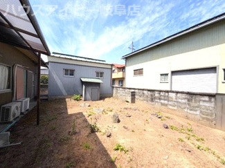 【その他】 | 笠松町長池！倉庫付き中古住宅！前面道路挟んで約66坪の土地付き！敷地面積合計304坪！ | 笠松町長池！倉庫付き中古住宅！前面道路挟んで約66坪の土地付き！敷地面積合計304坪！