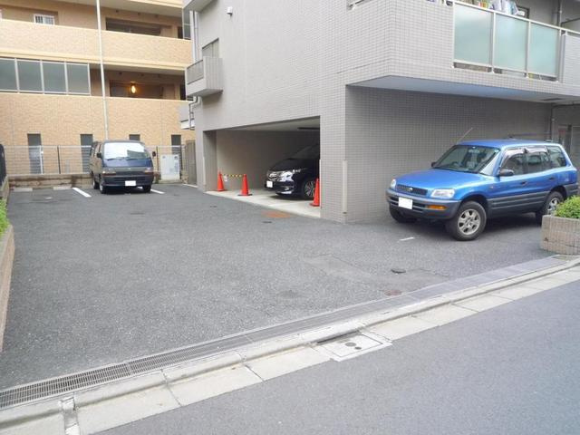 アルトの駐車場|★敷地内駐車場★