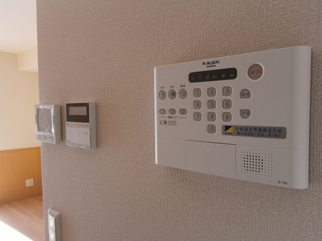 【セキュリティ】 | ウエスト ヴィレッジⅡ A棟 | Ａ308 ホームセキュリティ ＴＶインターホン