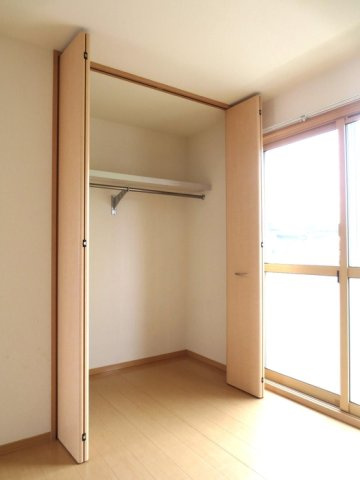 【洋室】 | グランモア泉南 | 101 洋室クローゼット