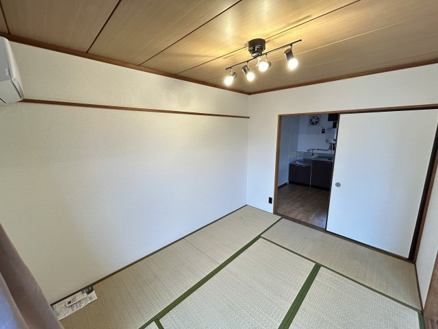 コーポ秀正の和室