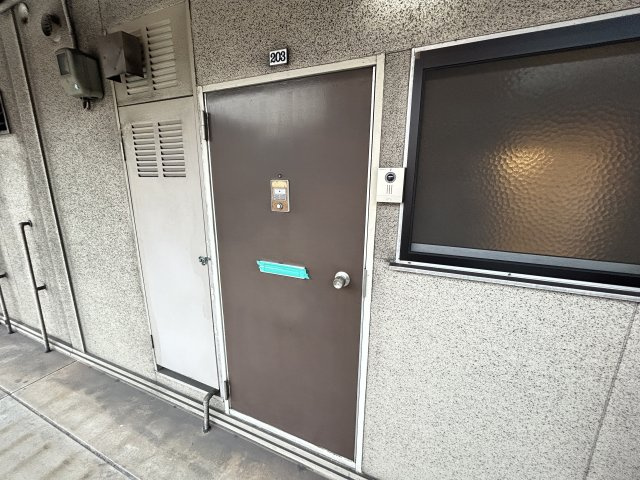 コーポ秀正の玄関