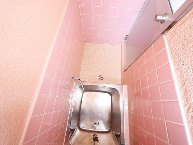 谷口貸家の浴室|コンパクトで使いやすいお風呂です