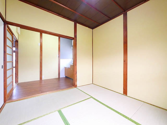 谷口貸家の和室|きれいな和室です
