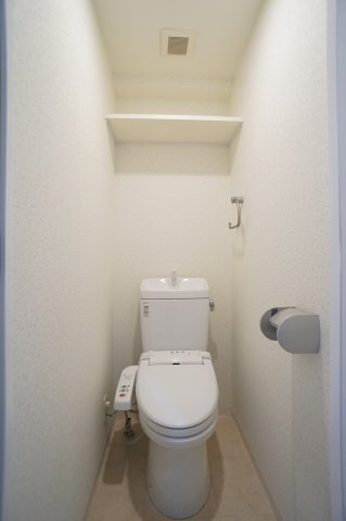 エスティメゾン南行徳のトイレ|※別号室同一間取り参考写真