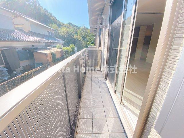 舞鶴市八反田南町のアパートのバルコニー|南向きバルコニーで日当たりGOOD◎