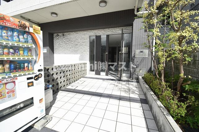 ＬＣ新梅田のエントランス