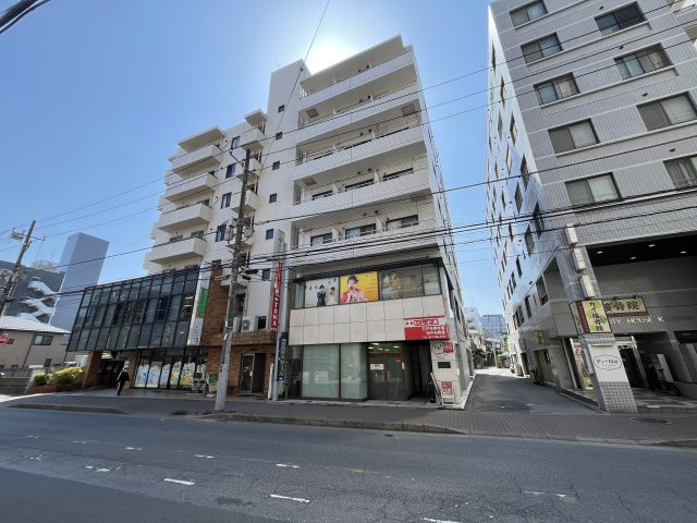 ホワイトパレスKOMIZOの外観