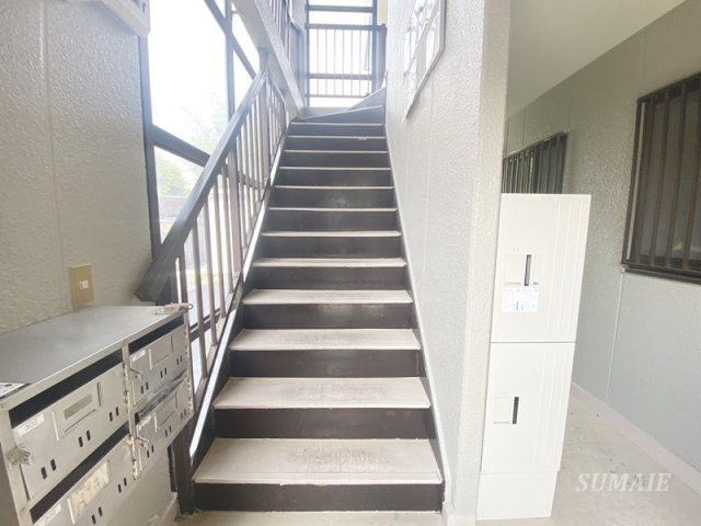 豊田マンションのその他共用部分|共用階段です☆
