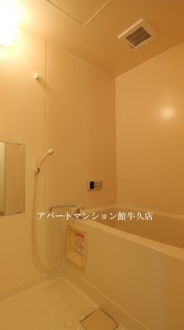 コンフォールサースＡの浴室