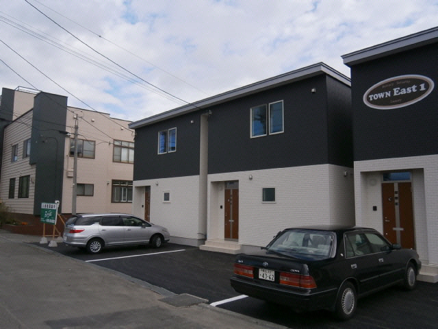 TOWN　East1の外観