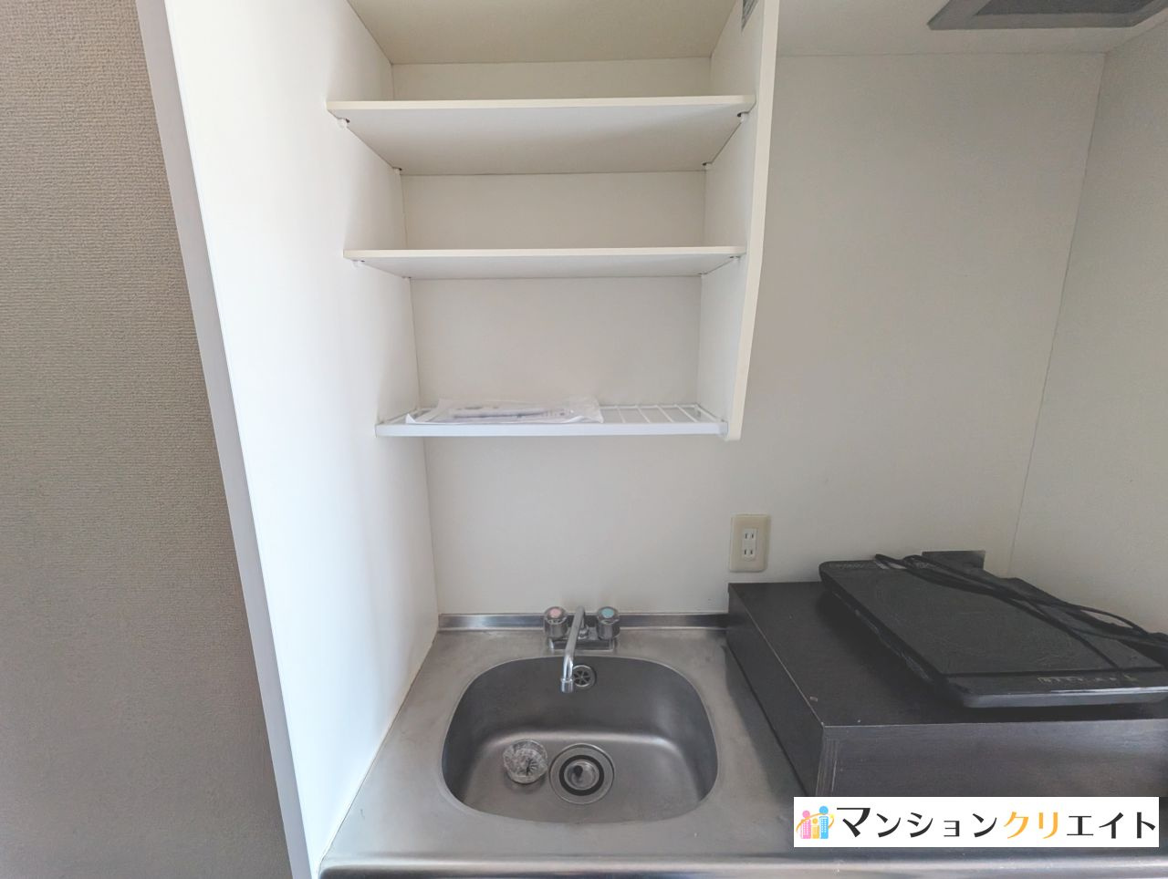 信開トピア足羽の収納|シンク上に棚も付いています