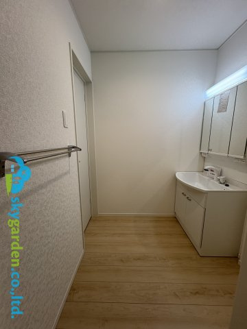 藤沢市城南第６（Ⅰ期）　新築戸建　全7棟３号棟の脱衣所