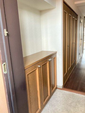ダイアパレス久万ノ台の玄関