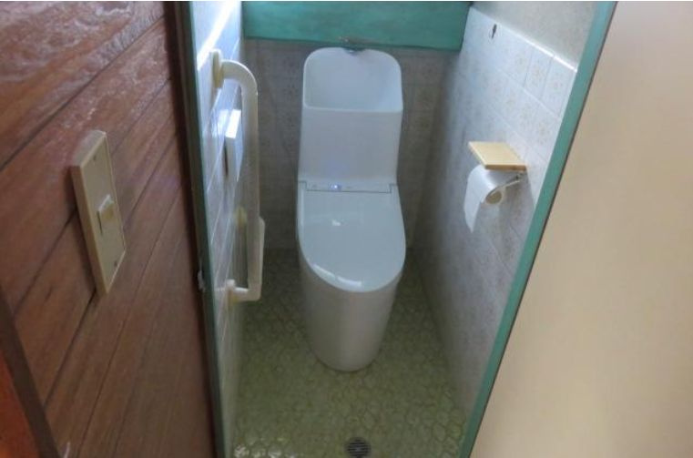 泉台5丁目貸戸建住宅のトイレ