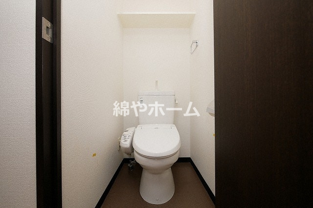 アスヴェル難波EASTのトイレ|シンプルで使いやすいトイレです