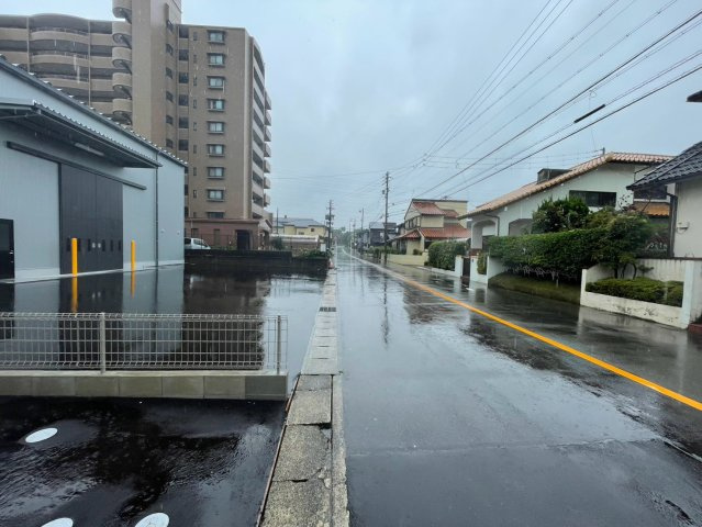瑞穂町倉庫の駐車場