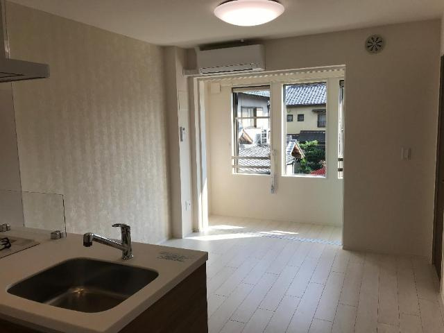 サンタプレイス日名の居間・リビング|リビング