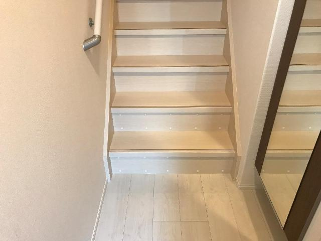 サンタプレイス日名の玄関|玄関