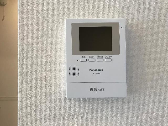 サンタプレイス日名の内装|カメラ付インターホン