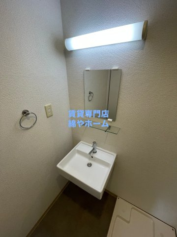 エルミタージュ難波南Ⅱの独立洗面台|独立洗面台で身支度をすべて済ませてしまいましょう