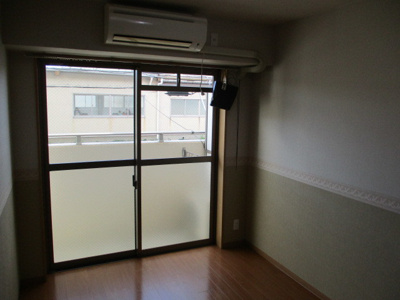 【居間・リビング】 | ジョワイユ芝野 | 綺麗な部屋です