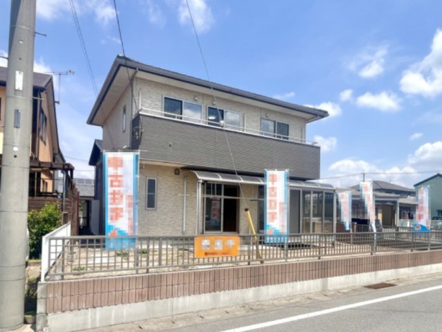 【中古戸建】伊勢崎市長沼町の外観|■外観｜今から見たい！大歓迎です♪お気軽にお問い合わせください♪オウチ探しは木ノ葉プランニング♪