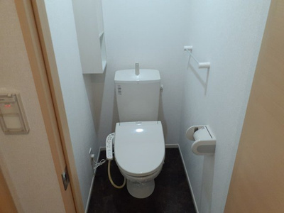 【トイレ】 | ベル・アンジュＢ | ゆったりとした空間のトイレです