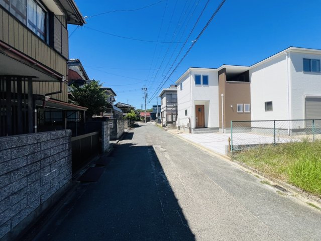 武豊町東大高本田5番48、5番46『仲介手数料無料』新築一戸建て・建売の前面道路含む現地写真
