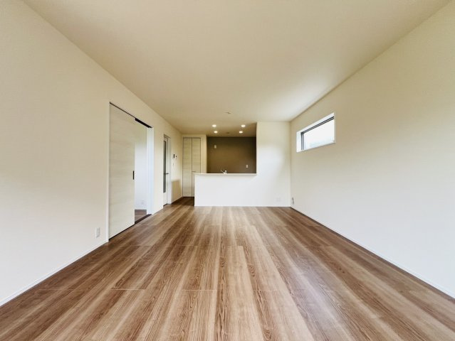 武豊町東大高本田5番48、5番46『仲介手数料無料』新築一戸建て・建売の居間・リビング