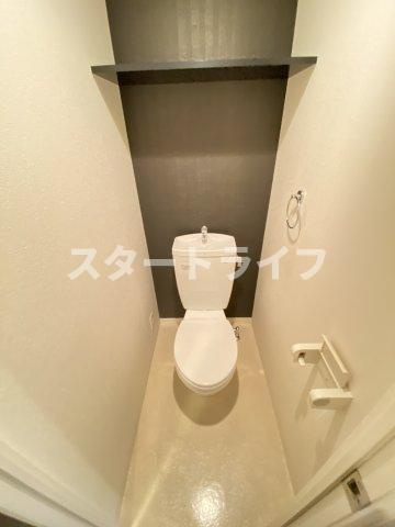 大阪市淀川区東三国５丁目の賃貸マンションのトイレ