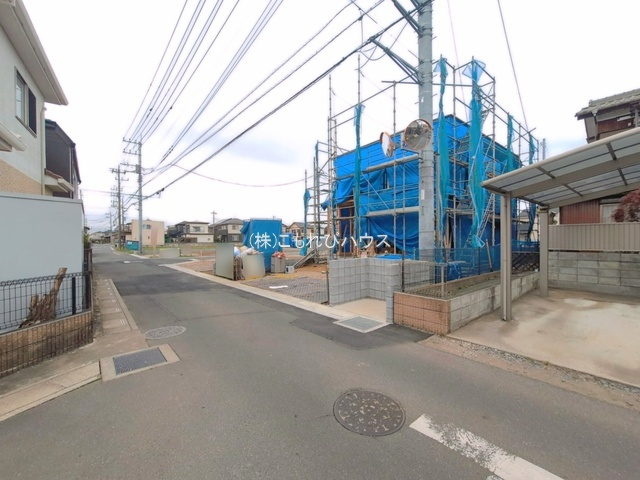 鴻巣市松原3丁目　新築一戸建て　（9区画）　05の前面道路含む現地写真|4/14撮影