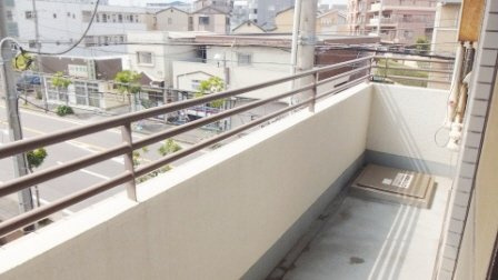 セゾン西船のバルコニー|写真は２階以上です。