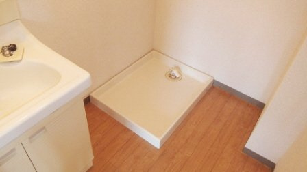 セゾン西船の洗面所|室内洗濯機置き場