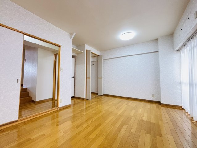 サンライズマンション東岸和田の洋室