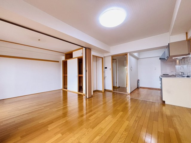 サンライズマンション東岸和田の居間・リビング
