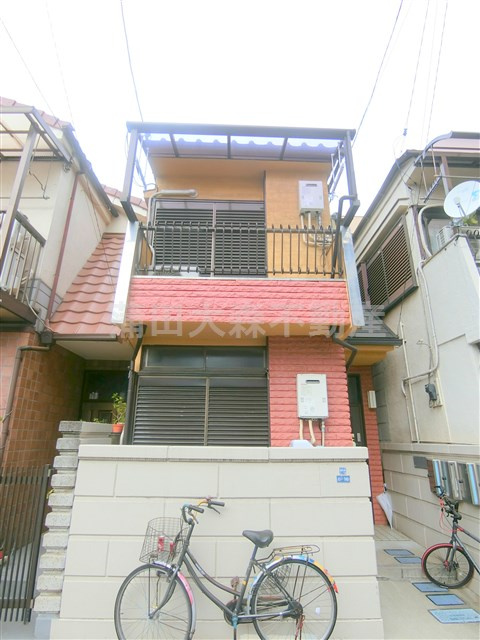 リプロンビギン蒲田24の外観|1978年12月築　木造地上2階建て
東京都大田区東矢口3丁目　JR京浜東北線蒲田駅徒歩12分、東急池上線蓮沼駅徒歩4分