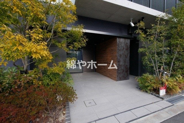 LEGALAND+難波南のエントランス|毎日通るエントランスはこのようになっています