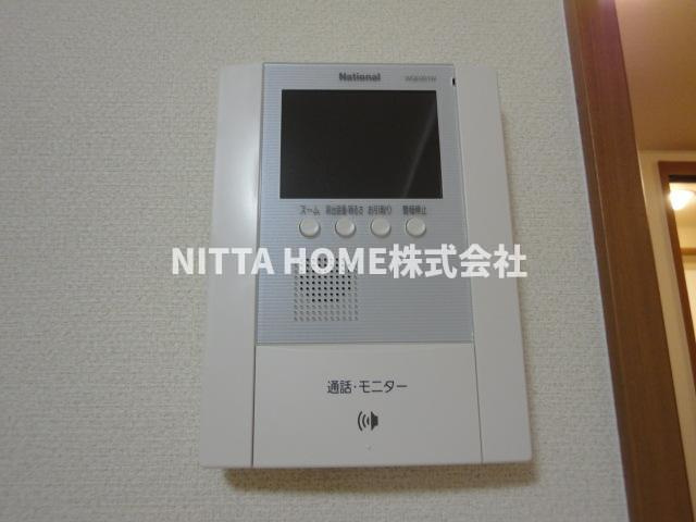 ルピナスネオコートのセキュリティ|安心設備のＴＶインターホン☆彡