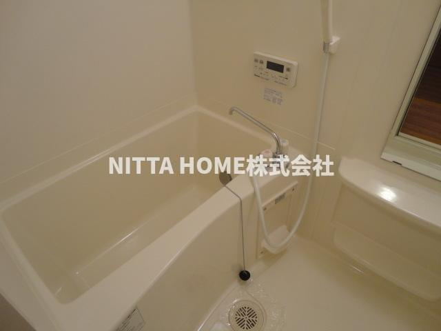 ルピナスネオコートの浴室|追い焚きや浴室乾燥機能がついています◇