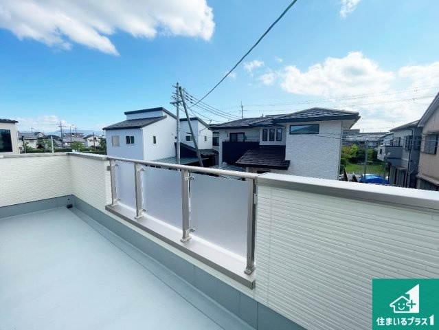 草津市川原　第2期　新築一戸建てのバルコニー|日当たりのよいバルコニー！お部屋が開放的に！